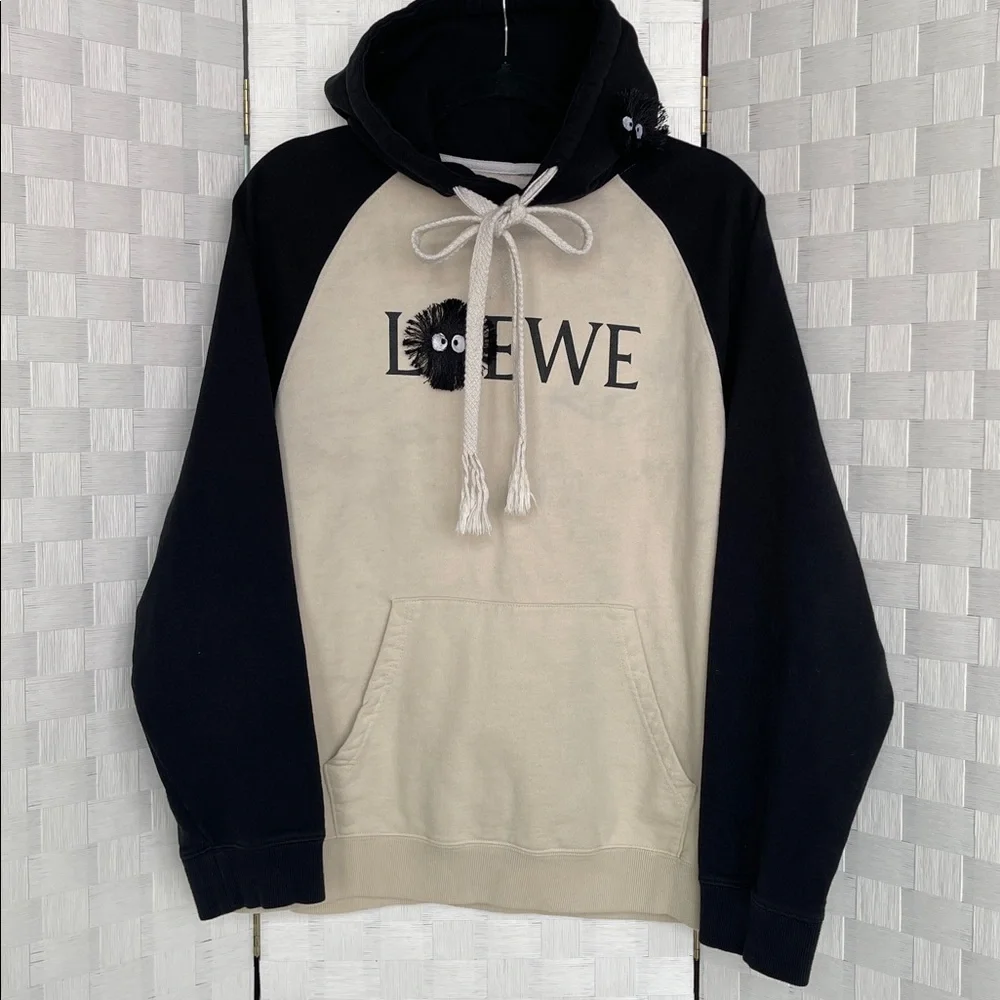 Loewe Studio Ghibli Spirited Away Soot Sprite Dust Bunny Hoodie 🖤 - Picture 2 of 14